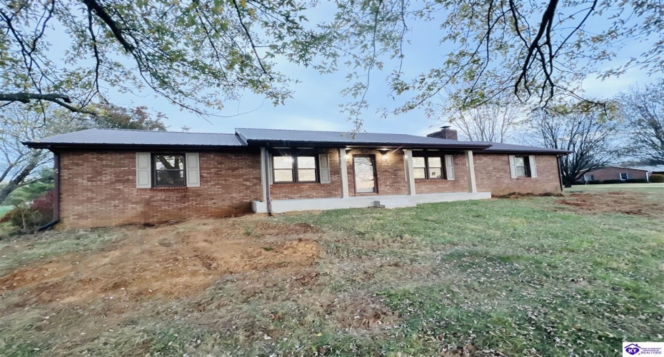 Poplar Avenue, Magnolia, Kentucky 42757, ,2 BathroomsBathrooms,For Sale,Poplar Avenue,HK24004503
