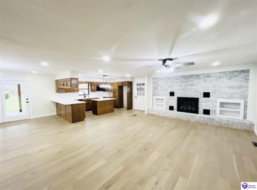 Poplar Avenue, Magnolia, Kentucky 42757, ,2 BathroomsBathrooms,For Sale,Poplar Avenue,HK24004503