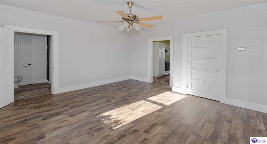 Jackson Highway, Hardyville, Kentucky 42746, ,1 BathroomBathrooms,For Sale,Jackson Highway,HK24004504