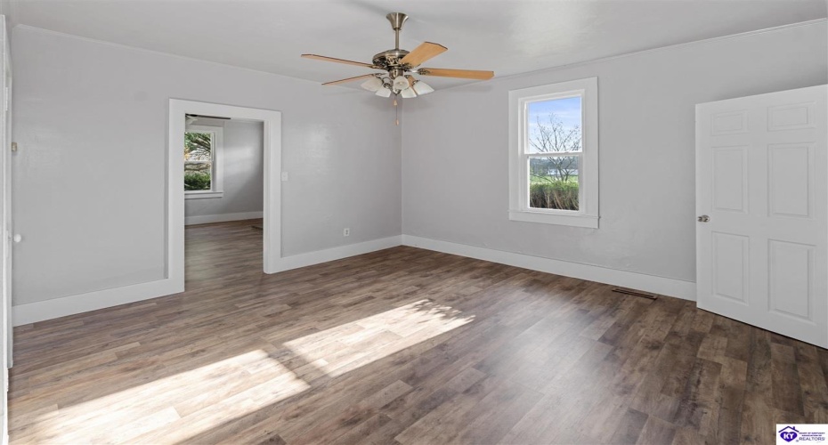 Jackson Highway, Hardyville, Kentucky 42746, ,1 BathroomBathrooms,For Sale,Jackson Highway,HK24004504