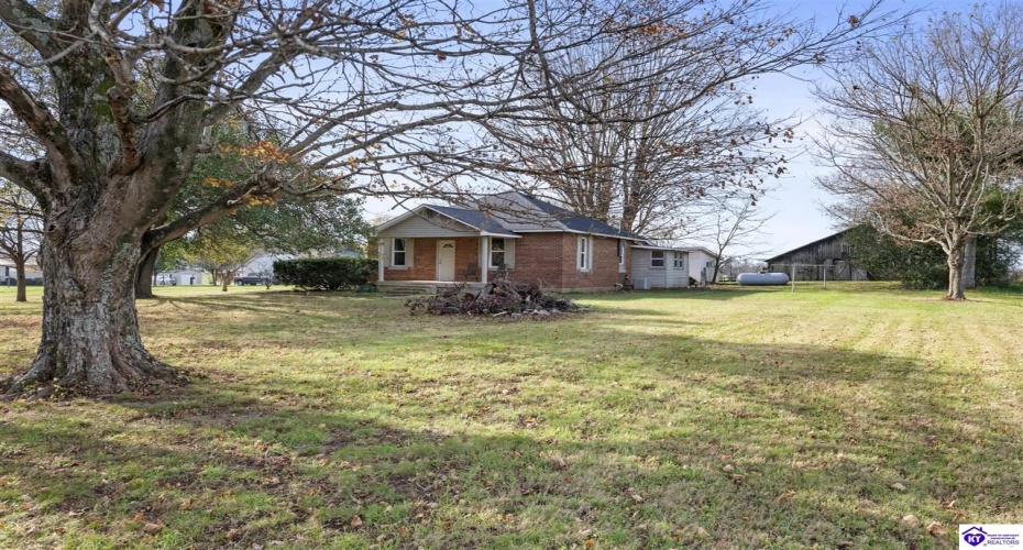 Jackson Highway, Hardyville, Kentucky 42746, ,1 BathroomBathrooms,For Sale,Jackson Highway,HK24004504