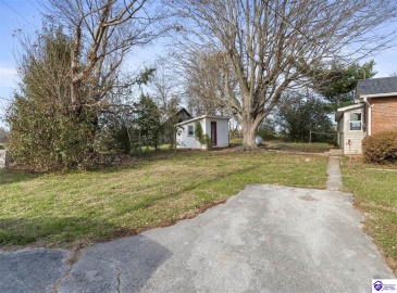 Jackson Highway, Hardyville, Kentucky 42746, ,1 BathroomBathrooms,For Sale,Jackson Highway,HK24004504