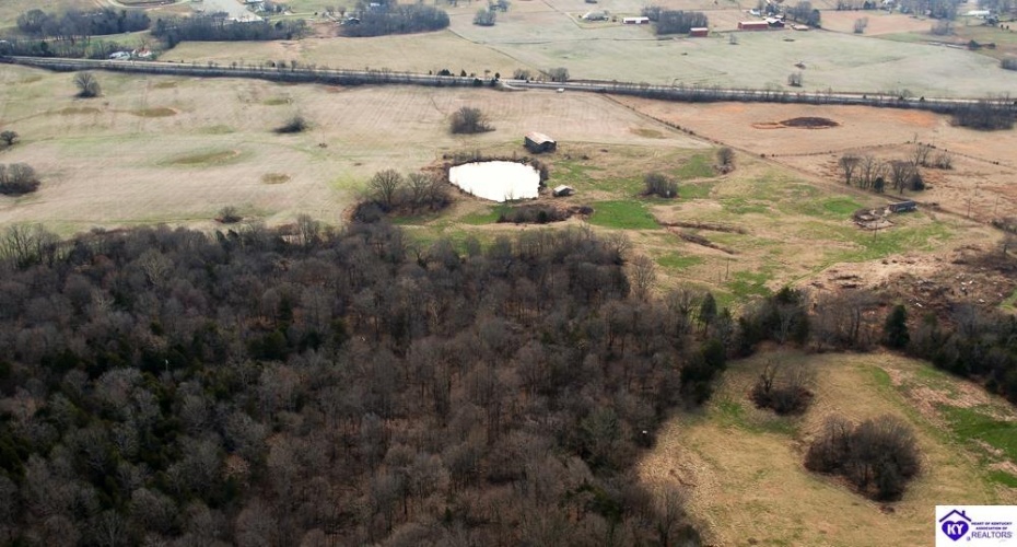 North Dixie Hwy, Horse Cave, Kentucky 42749, ,For Sale,North Dixie Hwy,HK24004508 North Dixie Hwy, Horse Cave, Kentucky 42749, ,For Sale,North Dixie Hwy,HK24004508