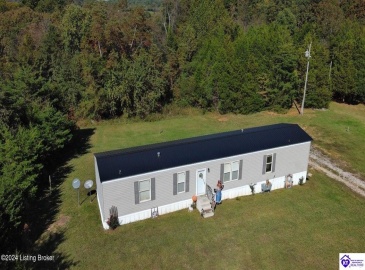 Apple Way, Munfordville, Kentucky 42765, ,2 BathroomsBathrooms,For Sale,Apple Way,HK24003849