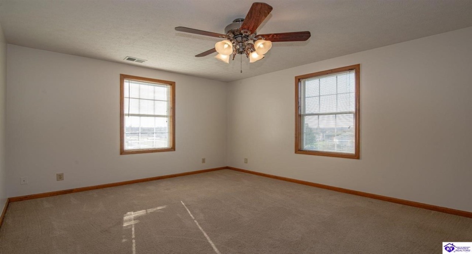 Genrose Drive, Rineyville, Kentucky 40162, ,5 BathroomsBathrooms,For Sale,Genrose Drive,HK24004509