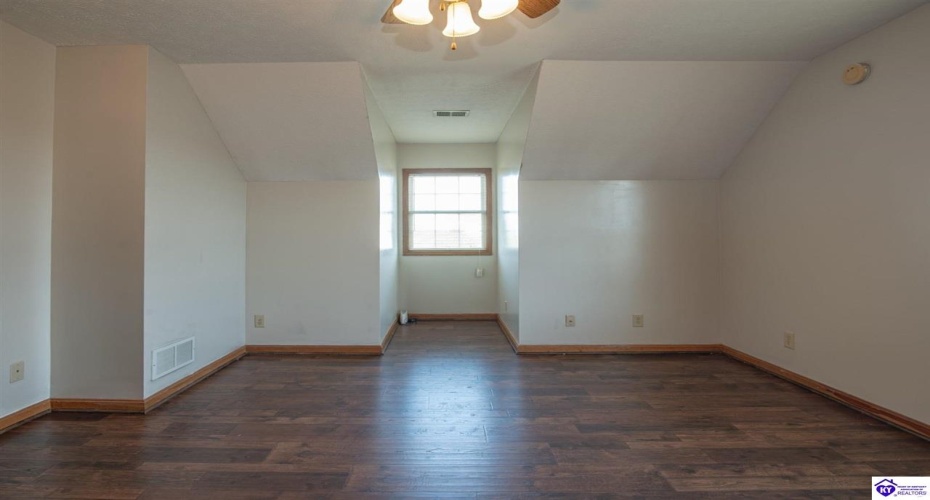 Genrose Drive, Rineyville, Kentucky 40162, ,5 BathroomsBathrooms,For Sale,Genrose Drive,HK24004509