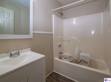 Genrose Drive, Rineyville, Kentucky 40162, ,5 BathroomsBathrooms,For Sale,Genrose Drive,HK24004509