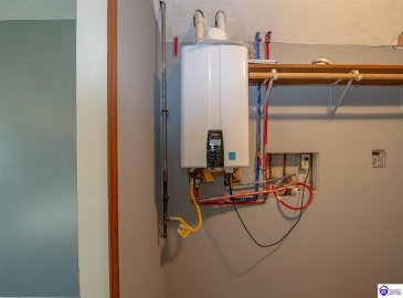 Genrose Drive, Rineyville, Kentucky 40162, ,5 BathroomsBathrooms,For Sale,Genrose Drive,HK24004509