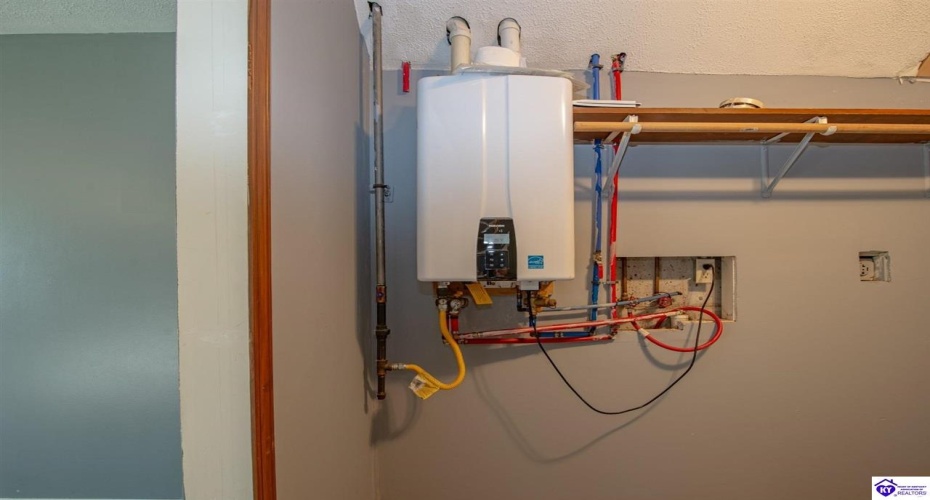 Genrose Drive, Rineyville, Kentucky 40162, ,5 BathroomsBathrooms,For Sale,Genrose Drive,HK24004509