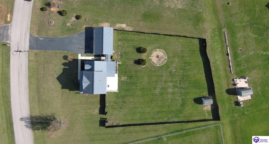 Genrose Drive, Rineyville, Kentucky 40162, ,5 BathroomsBathrooms,For Sale,Genrose Drive,HK24004509