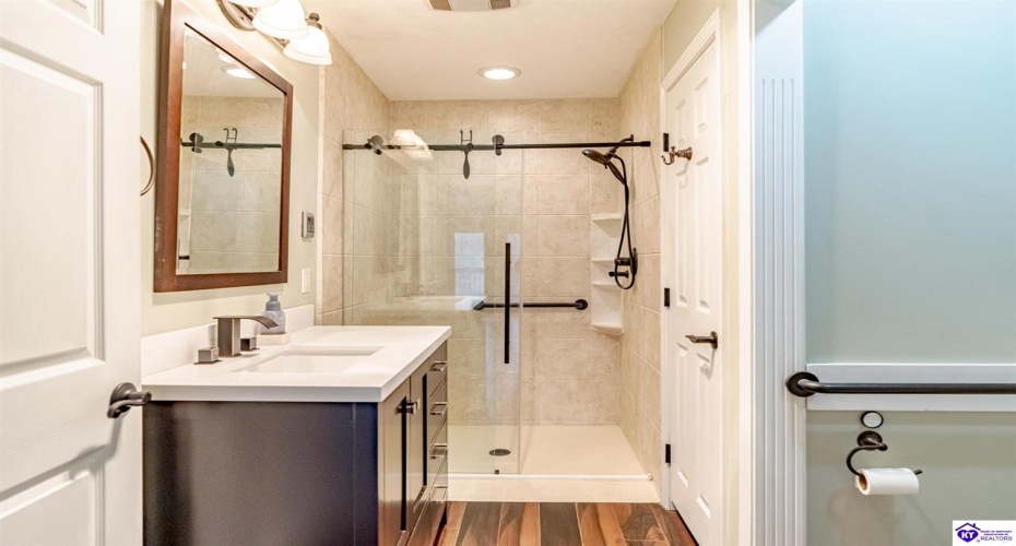 Wingate Road, Brandenburg, Kentucky 40108, ,3 BathroomsBathrooms,For Sale,Wingate Road,HK24004511