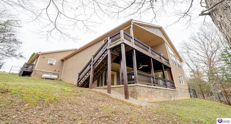 Wingate Road, Brandenburg, Kentucky 40108, ,3 BathroomsBathrooms,For Sale,Wingate Road,HK24004511