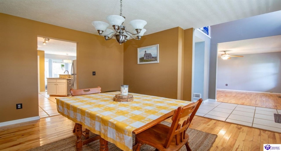 Weston Court, Rineyville, Kentucky 40162, ,3 BathroomsBathrooms,For Sale,Weston Court,HK24004521