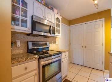 Weston Court, Rineyville, Kentucky 40162, ,3 BathroomsBathrooms,For Sale,Weston Court,HK24004521