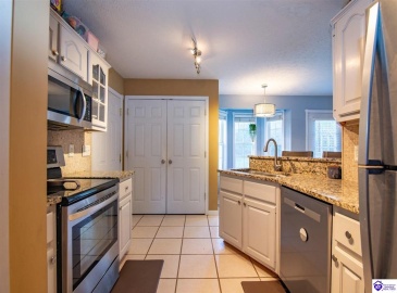 Weston Court, Rineyville, Kentucky 40162, ,3 BathroomsBathrooms,For Sale,Weston Court,HK24004521