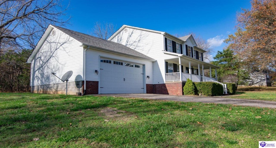 Weston Court, Rineyville, Kentucky 40162, ,3 BathroomsBathrooms,For Sale,Weston Court,HK24004521