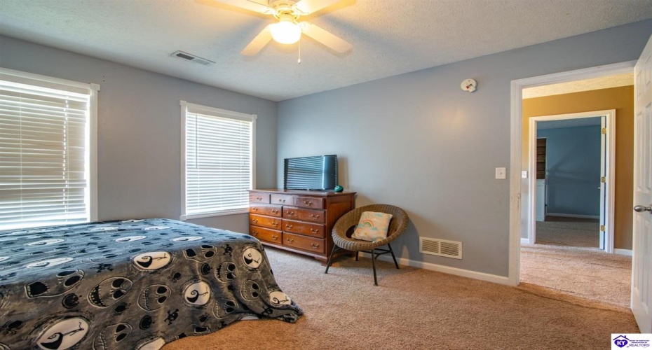 Weston Court, Rineyville, Kentucky 40162, ,3 BathroomsBathrooms,For Sale,Weston Court,HK24004521