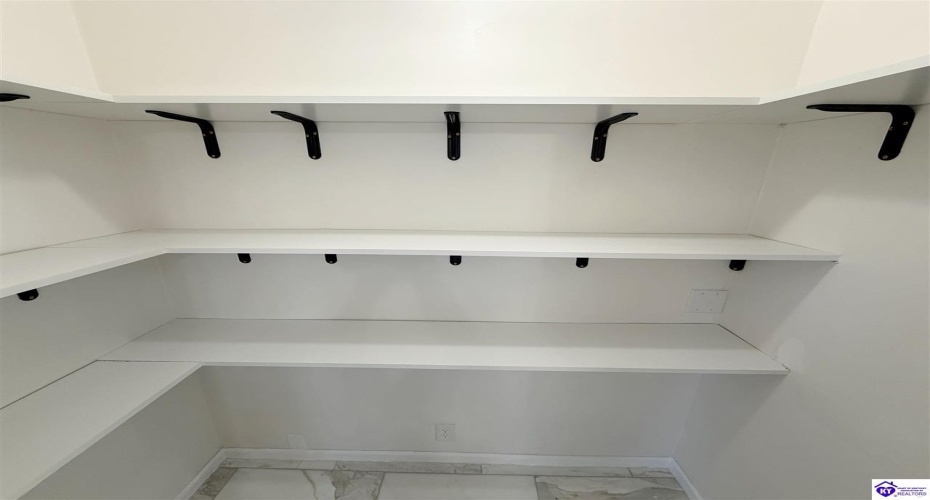 Autumn Way, Elizabethtown, Kentucky 42701, ,3 BathroomsBathrooms,For Sale,Autumn Way,HK24004522 Autumn Way, Elizabethtown, Kentucky 42701, ,3 BathroomsBathrooms,For Sale,Autumn Way,HK24004522