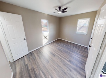 Autumn Way, Elizabethtown, Kentucky 42701, ,3 BathroomsBathrooms,For Sale,Autumn Way,HK24004522