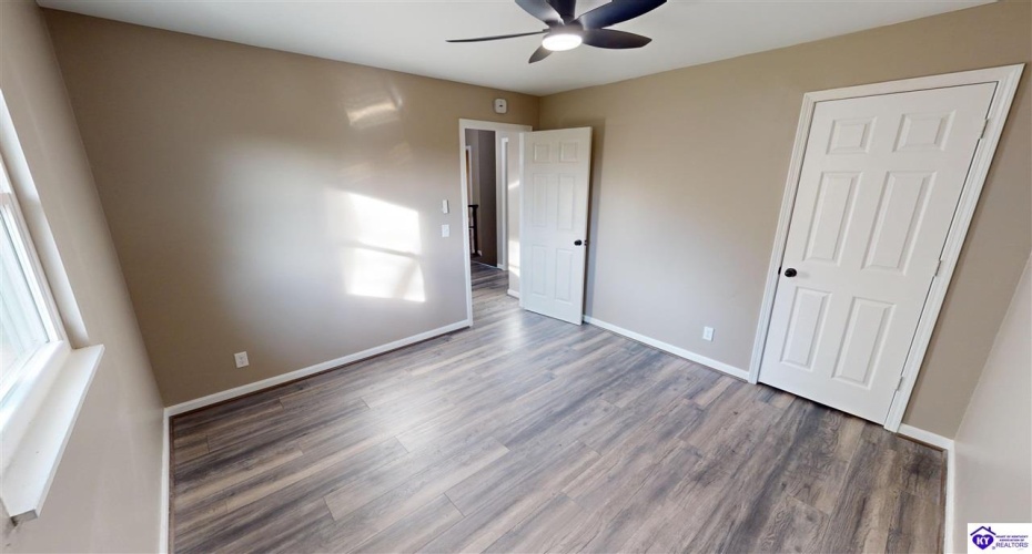 Autumn Way, Elizabethtown, Kentucky 42701, ,3 BathroomsBathrooms,For Sale,Autumn Way,HK24004522 Autumn Way, Elizabethtown, Kentucky 42701, ,3 BathroomsBathrooms,For Sale,Autumn Way,HK24004522