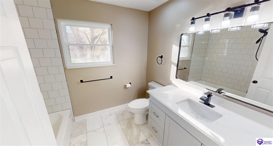 Autumn Way, Elizabethtown, Kentucky 42701, ,3 BathroomsBathrooms,For Sale,Autumn Way,HK24004522 Autumn Way, Elizabethtown, Kentucky 42701, ,3 BathroomsBathrooms,For Sale,Autumn Way,HK24004522