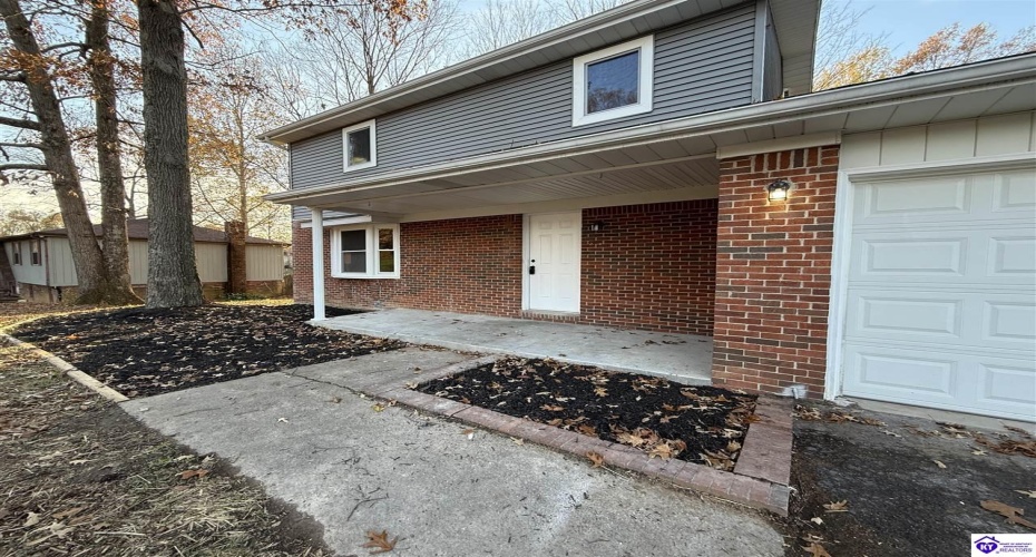 Autumn Way, Elizabethtown, Kentucky 42701, ,3 BathroomsBathrooms,For Sale,Autumn Way,HK24004522 Autumn Way, Elizabethtown, Kentucky 42701, ,3 BathroomsBathrooms,For Sale,Autumn Way,HK24004522