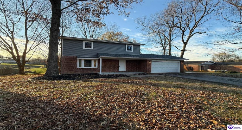 Autumn Way, Elizabethtown, Kentucky 42701, ,3 BathroomsBathrooms,For Sale,Autumn Way,HK24004522 Autumn Way, Elizabethtown, Kentucky 42701, ,3 BathroomsBathrooms,For Sale,Autumn Way,HK24004522