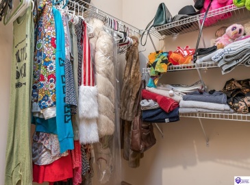 Cabernet Drive, Vine Grove, Kentucky 40175, ,2 BathroomsBathrooms,For Sale,Cabernet Drive,HK24004523