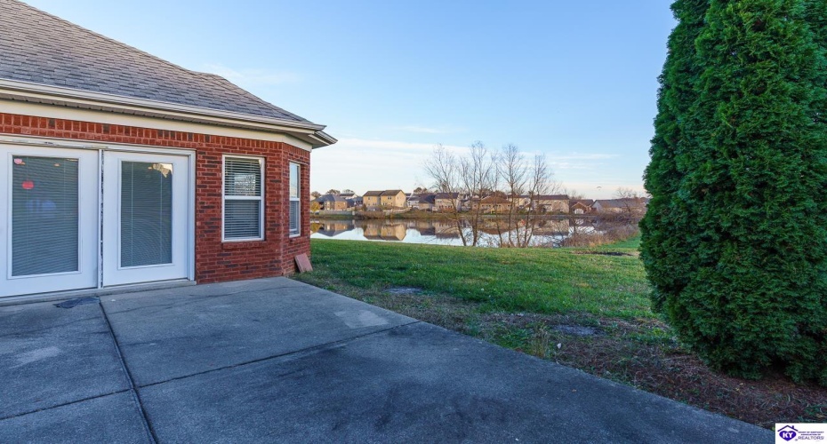 Cabernet Drive, Vine Grove, Kentucky 40175, ,2 BathroomsBathrooms,For Sale,Cabernet Drive,HK24004523