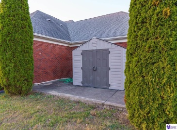 Cabernet Drive, Vine Grove, Kentucky 40175, ,2 BathroomsBathrooms,For Sale,Cabernet Drive,HK24004523