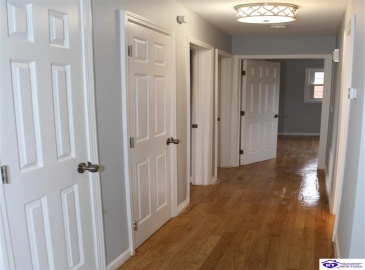 Pear Orchard Rd NW, Elizabethtown, Kentucky 42701, ,2 BathroomsBathrooms,For Sale,Pear Orchard Rd NW,HK24004525