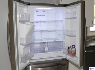 Pear Orchard Rd NW, Elizabethtown, Kentucky 42701, ,2 BathroomsBathrooms,For Sale,Pear Orchard Rd NW,HK24004525