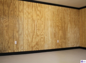 Pear Orchard Rd NW, Elizabethtown, Kentucky 42701, ,2 BathroomsBathrooms,For Sale,Pear Orchard Rd NW,HK24004525