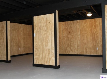 Pear Orchard Rd NW, Elizabethtown, Kentucky 42701, ,2 BathroomsBathrooms,For Sale,Pear Orchard Rd NW,HK24004525