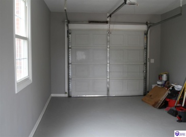 Pear Orchard Rd NW, Elizabethtown, Kentucky 42701, ,2 BathroomsBathrooms,For Sale,Pear Orchard Rd NW,HK24004525