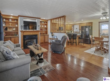 Avery Loop, Bardstown, Kentucky 40004, ,3 BathroomsBathrooms,For Sale,Avery Loop,HK24004527