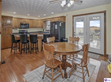 Avery Loop, Bardstown, Kentucky 40004, ,3 BathroomsBathrooms,For Sale,Avery Loop,HK24004527