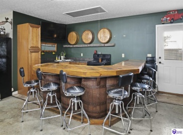 Avery Loop, Bardstown, Kentucky 40004, ,3 BathroomsBathrooms,For Sale,Avery Loop,HK24004527