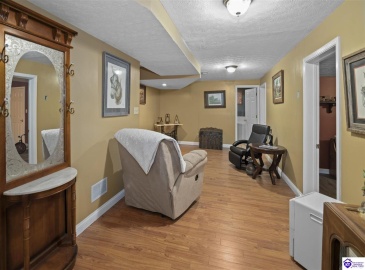 Avery Loop, Bardstown, Kentucky 40004, ,3 BathroomsBathrooms,For Sale,Avery Loop,HK24004527