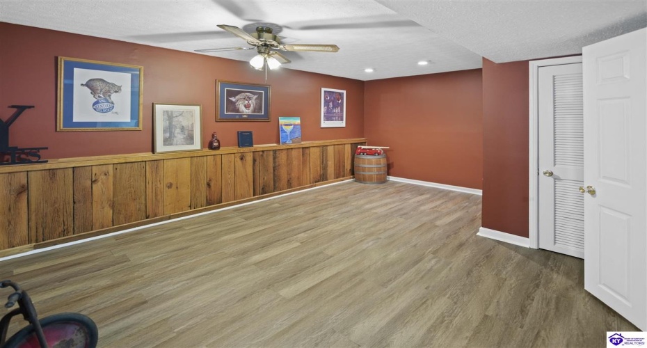 Avery Loop, Bardstown, Kentucky 40004, ,3 BathroomsBathrooms,For Sale,Avery Loop,HK24004527