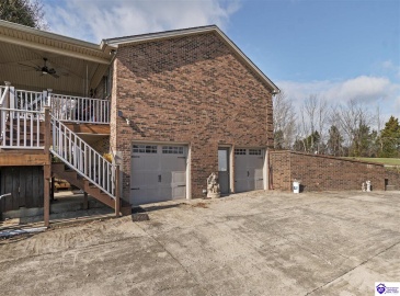 Avery Loop, Bardstown, Kentucky 40004, ,3 BathroomsBathrooms,For Sale,Avery Loop,HK24004527