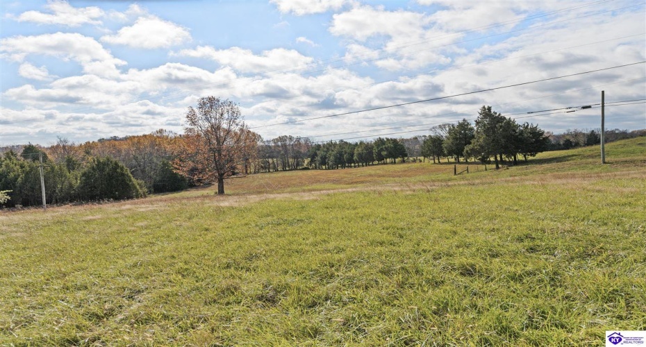 Avery Loop, Bardstown, Kentucky 40004, ,3 BathroomsBathrooms,For Sale,Avery Loop,HK24004527