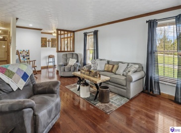 Avery Loop, Bardstown, Kentucky 40004, ,3 BathroomsBathrooms,For Sale,Avery Loop,HK24004527