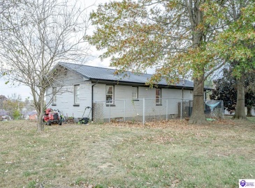 Chester Street, Leitchfield, Kentucky 42754, ,3 BathroomsBathrooms,For Sale,Chester Street,HK24004528