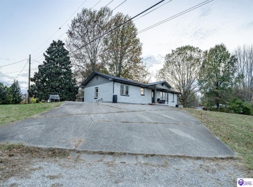 Chester Street, Leitchfield, Kentucky 42754, ,3 BathroomsBathrooms,For Sale,Chester Street,HK24004528