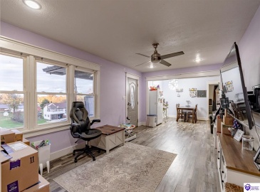 Chester Street, Leitchfield, Kentucky 42754, ,3 BathroomsBathrooms,For Sale,Chester Street,HK24004528