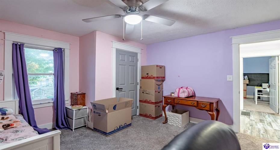 Chester Street, Leitchfield, Kentucky 42754, ,3 BathroomsBathrooms,For Sale,Chester Street,HK24004528