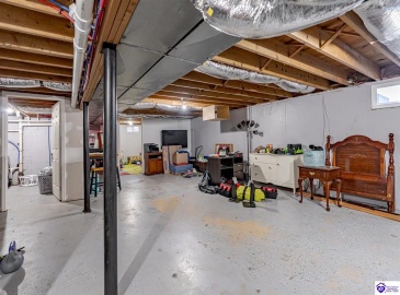 Chester Street, Leitchfield, Kentucky 42754, ,3 BathroomsBathrooms,For Sale,Chester Street,HK24004528