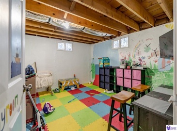 Chester Street, Leitchfield, Kentucky 42754, ,3 BathroomsBathrooms,For Sale,Chester Street,HK24004528