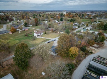 Chester Street, Leitchfield, Kentucky 42754, ,3 BathroomsBathrooms,For Sale,Chester Street,HK24004528